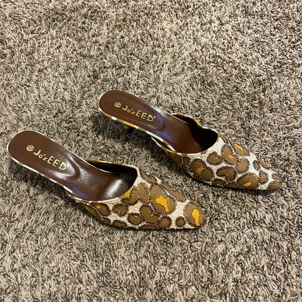 Vintage Beaded and Sequined Kitten Heels
